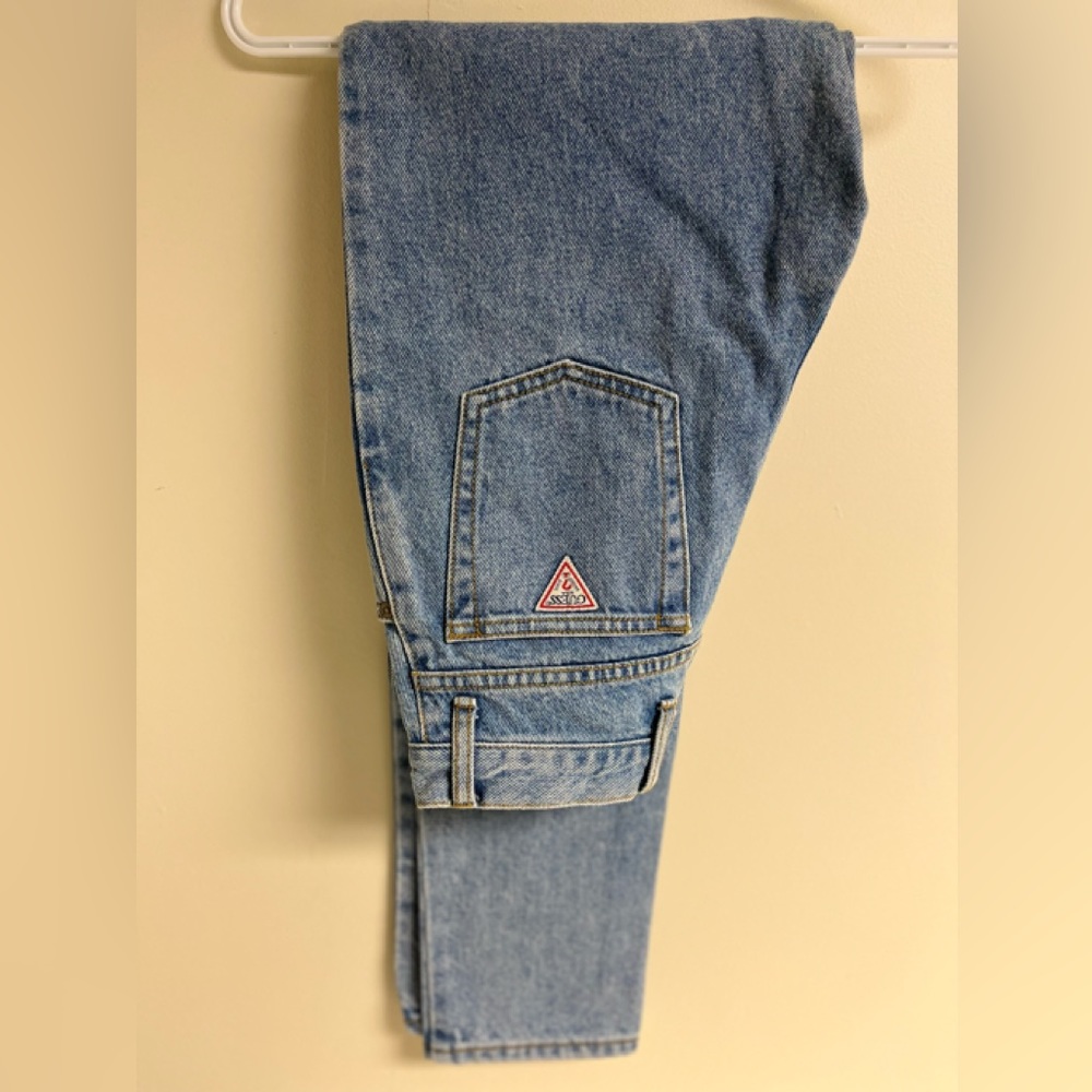 Vintage Guess jeans Original designs since 1981